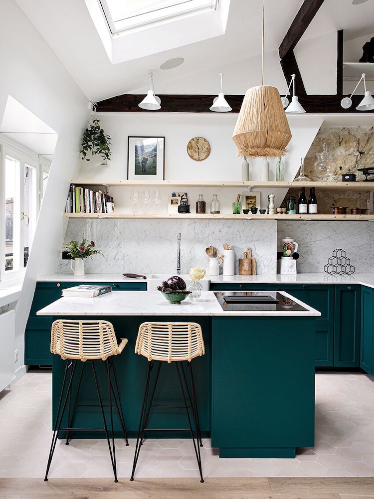 Modern small kitchen with island, designing and decorating a modern small kitchen with an island can transform