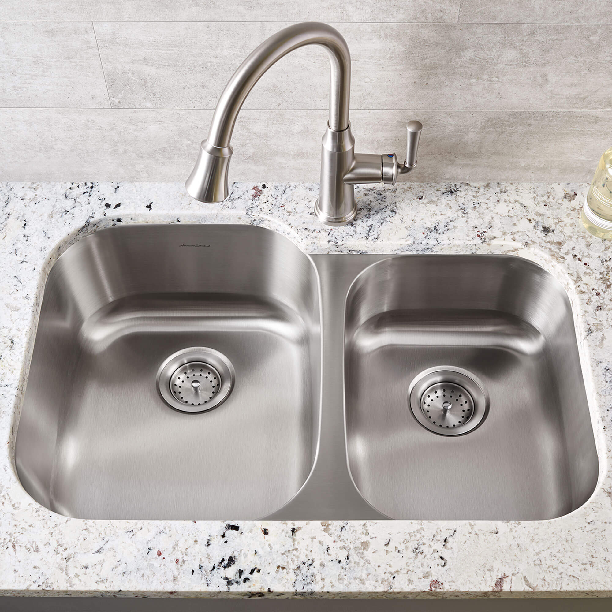 How to install a kitchen sink?