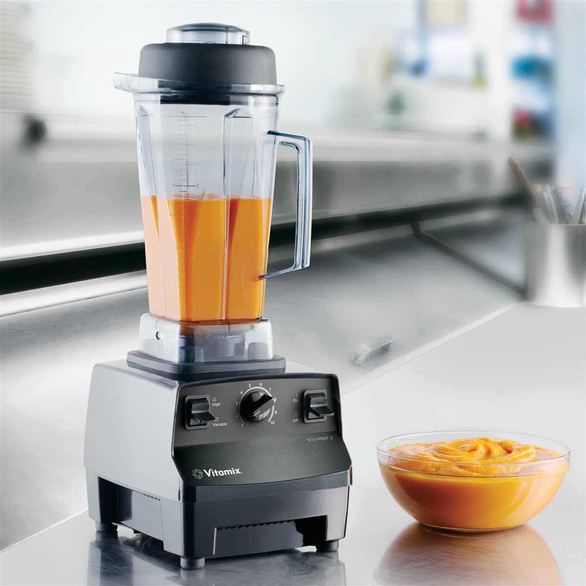 Commercial blender