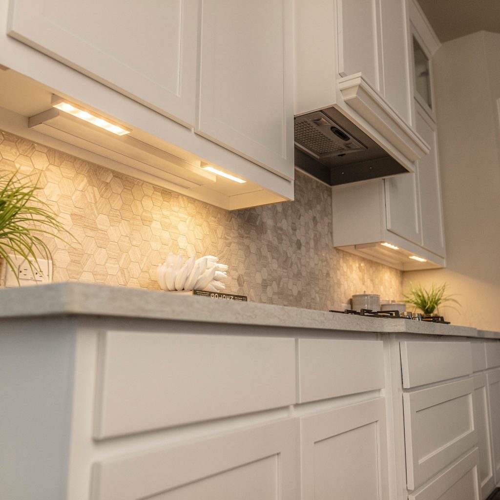 under cabinet lights for kitchen